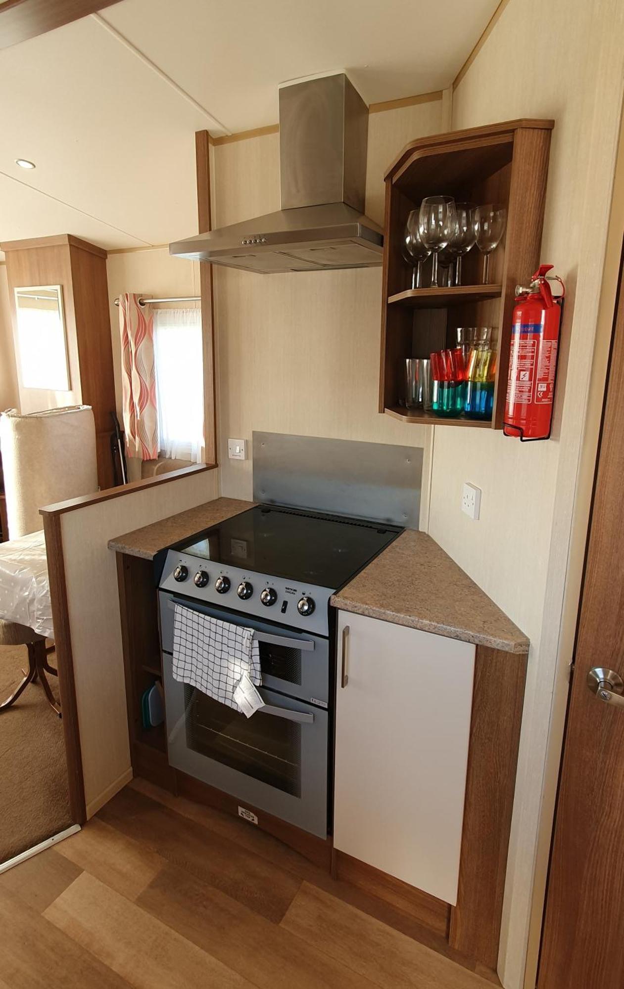 Oxley Retreat, West Sands, Seal Bay *